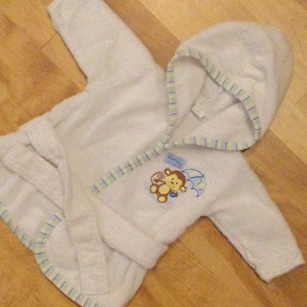 Cute terry baby robe size 0-9M